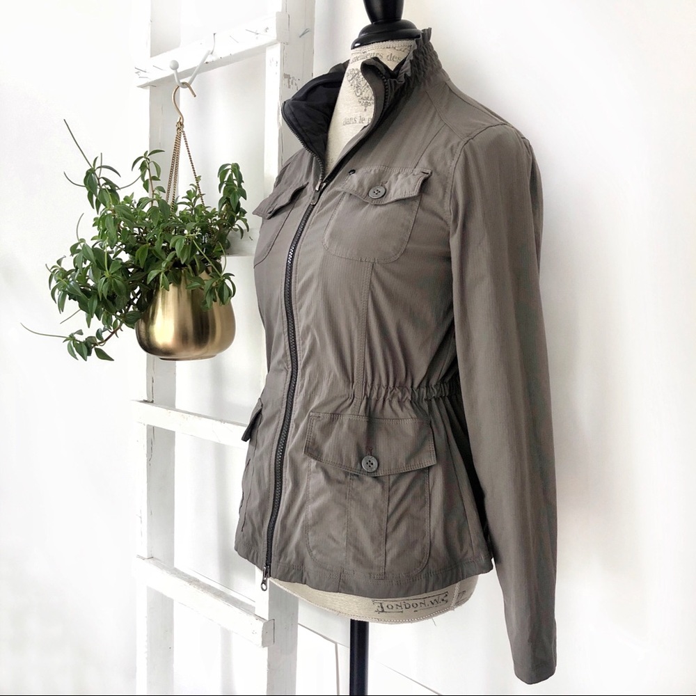 Lole grey light weight fall jacket
